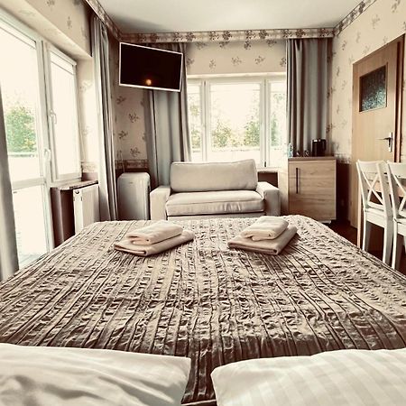 Hotel Bellevue Charzykowy Quarto foto