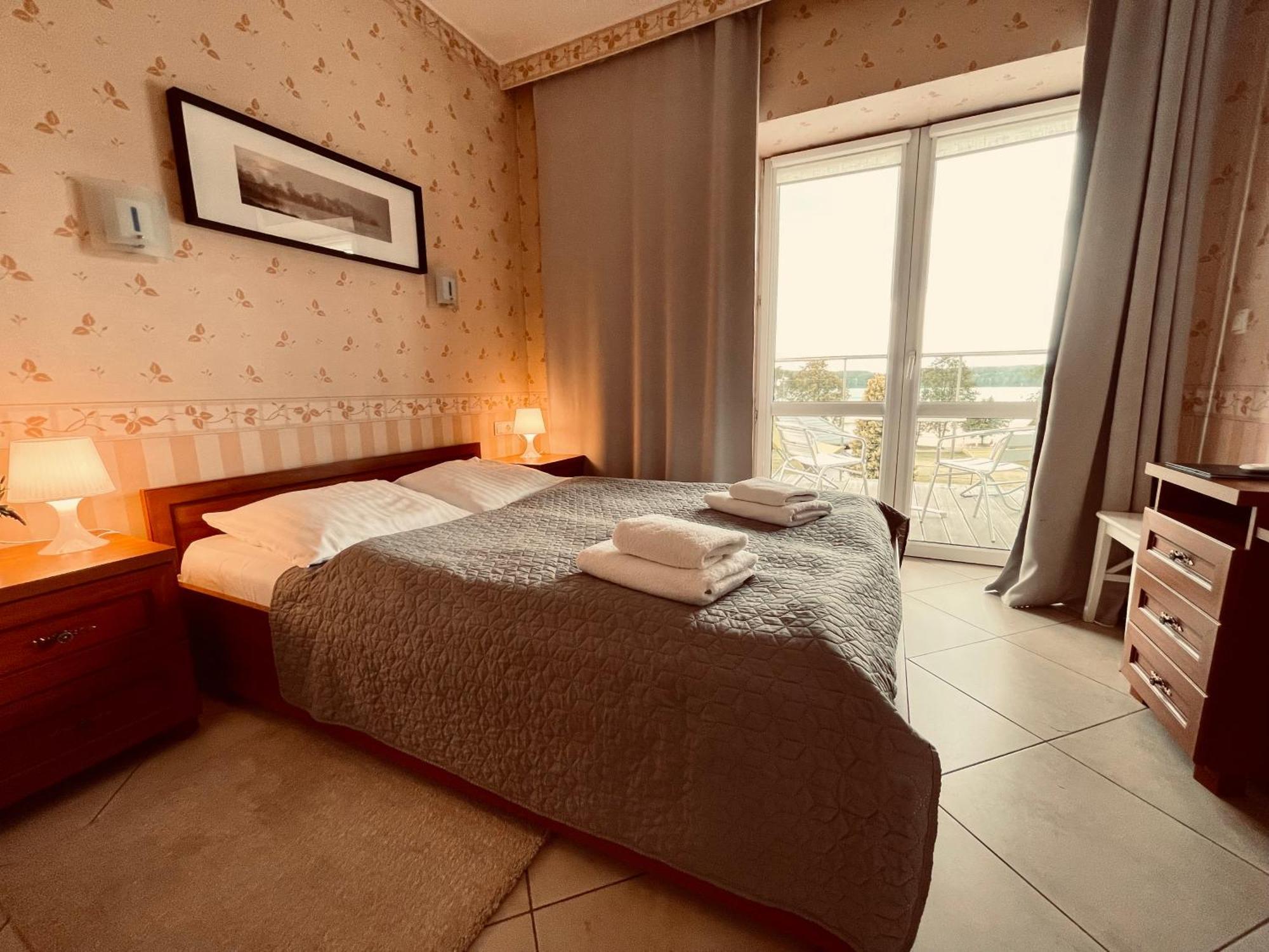 Hotel Bellevue Charzykowy Quarto foto